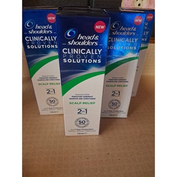 8x Head & Shoulders Scalp Relief Shampoo 7 Day Dandruff Protect -130 ml RARE - Picture 1 of 2